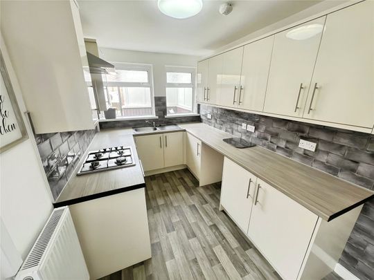 Regent Street East, Neath, Neath Port Talbot, SA11 - Photo 1