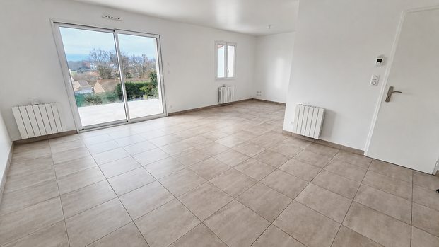 Location Maison 5 pièces 83m² LA ROCHE SUR YON 85000 - Photo 1