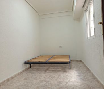 Piso de alquiler en Carrer del Poeta Mas I Ros, 6, L'Amistat - Photo 3