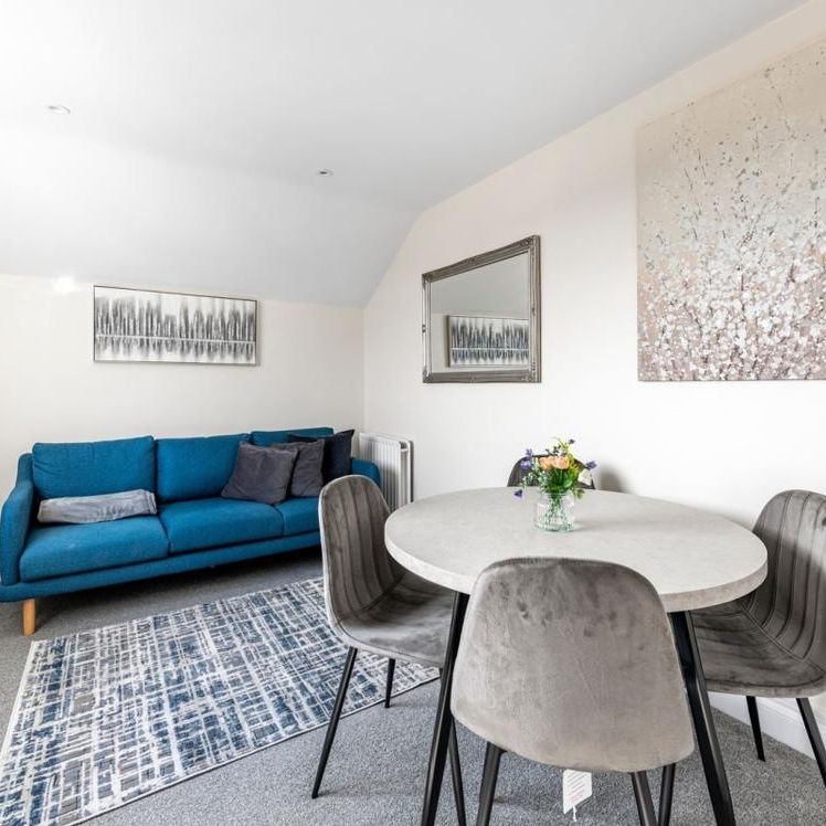 Dollis Hill Lane, London NW2 - Photo 1