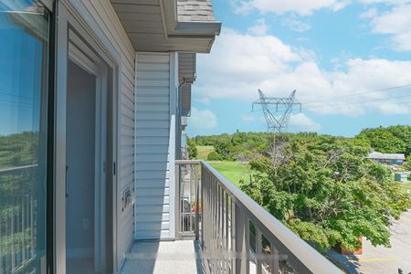 For Lease - 2635 William Jackson Drive Unit# 723, Pickering, Ontario - Photo 4