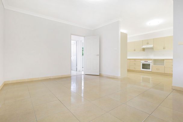 Light-filled and peaceful - Photo 1