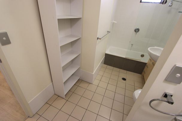 IMMACULATE CORNER APARTMENT PARTLY FURNISHED - Photo 1