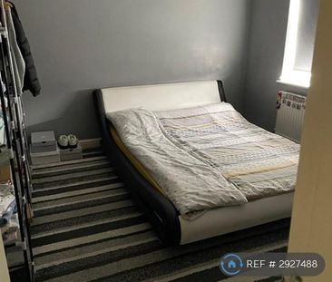 3 bedroom detached house to rent - Photo 4