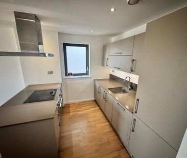 3 bedroom apartment to rent - Photo 1