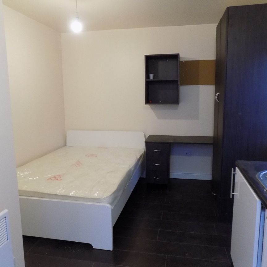 Ffordd Y Ffynnon, Bangor, Gwynedd, LL57 - Photo 1