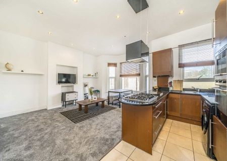 Greyhound Lane, SW16 5SB, London - Photo 2