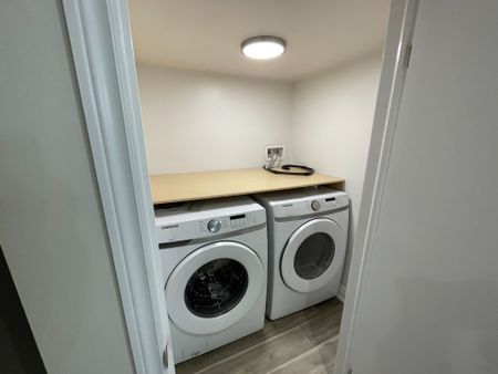 For Lease - 262 Annette Street Unit# Lower, Toronto, Ontario - Photo 3