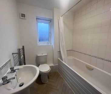 3 bedroom apartment to rent - Photo 5