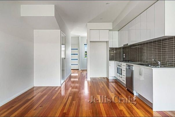 4/99 Kent Road, Pascoe Vale - Photo 1