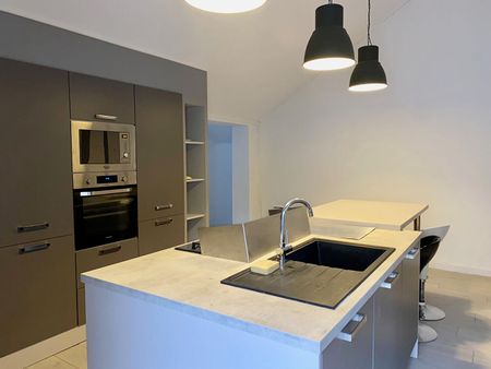 Location maison de ville 5 pièces, 118.65m², Château-Gontier-sur-Mayenne - Photo 2