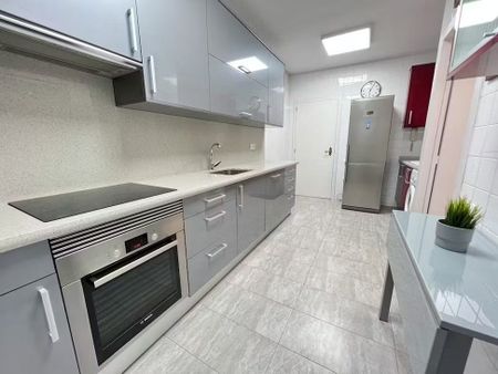 Carrer Ramón Gordillo, Valencia, Valencian Community 46010 - Photo 3