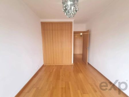 Lisbon Lisboa - Photo 2