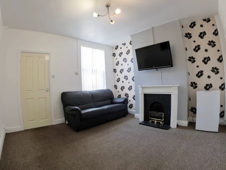 151 Winn Street, Lincoln, Lincolnsire, LN2 5EW, United Kingdom - Photo 2