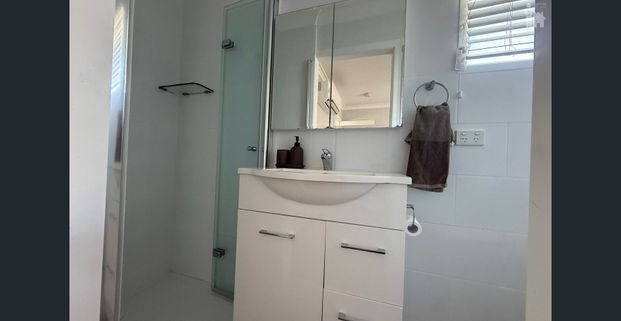 Welcome to 33 John Street, Scarness QLD 4655 - Photo 1