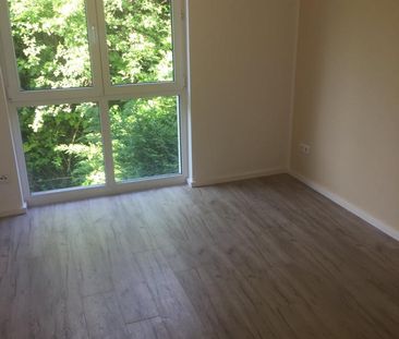 Helle 2-Zi Wohnung mit Kamin & Fußbodenheizung in Wi-Schierst. - Foto 6