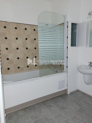 Location Appartement 3 pièces 64m² VIESLY 59271 - Photo 5