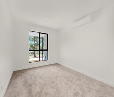 38 Bocconcini Walk, Mill Park VIC 3082 - Townhouse For Rent | Domain - Photo 4