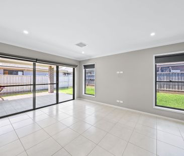 Stunning Family Home in Schofields – Perfect for Modern Living&excl; - Photo 4