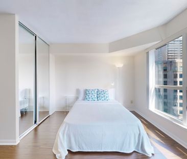 For Lease - 7 Carlton Street Unit# 1002, Toronto, Ontario - Photo 2