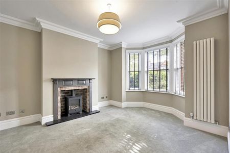 6 bedroom house to rent - Photo 2