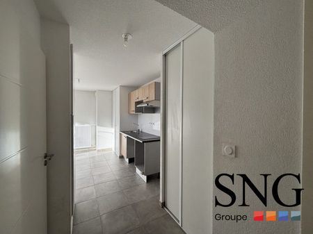 T2 AVEC TERRASSE ET DOUBLE PARKING - Photo 3