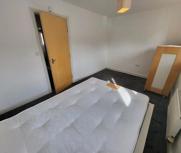 3 bedroom townhouse to rent - Photo 5