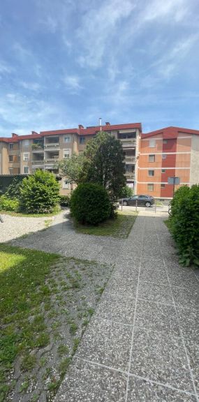 Nähe PlusCity: 3-Zimmerwohnung mit Loggia & TG-Platz in Traun/St. Martin – aktuell in Sanierung! Privates Kellerabteil inklusive! - Photo 1