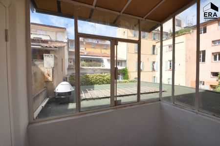 A LOUER - AIX EN PROVENCE - BIEN D'EXCEPTION - T3 EN CENTRE VILLE - Photo 3