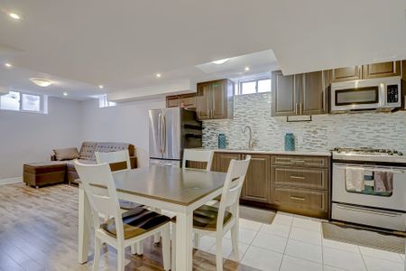 For Lease - 20 Snowy Owl Way, Toronto, Ontario - Photo 5