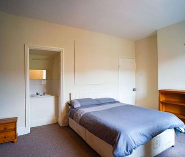 37 Clementson Road, Crookesmoor, S10 1GS - Photo 1