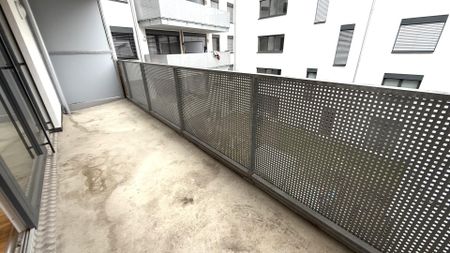 Ruhige Neubauwohnung mit 10m² großer SÜD-Loggia! - Photo 2