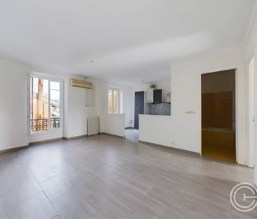 3 PIECES VIDE - 30 RUE VERNIER - DERNIER ETAGE - Photo 6