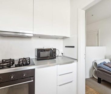 Lækker lys lejlighed med elevator - Photo 2