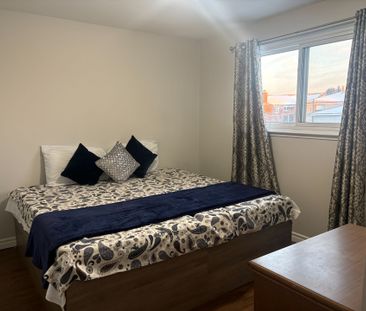 For Lease - 3670 Crabtree Crescent, Mississauga, Ontario - Photo 6