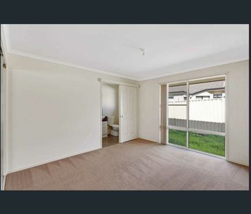 47 Highland Park Road, Meringandan West - Photo 3