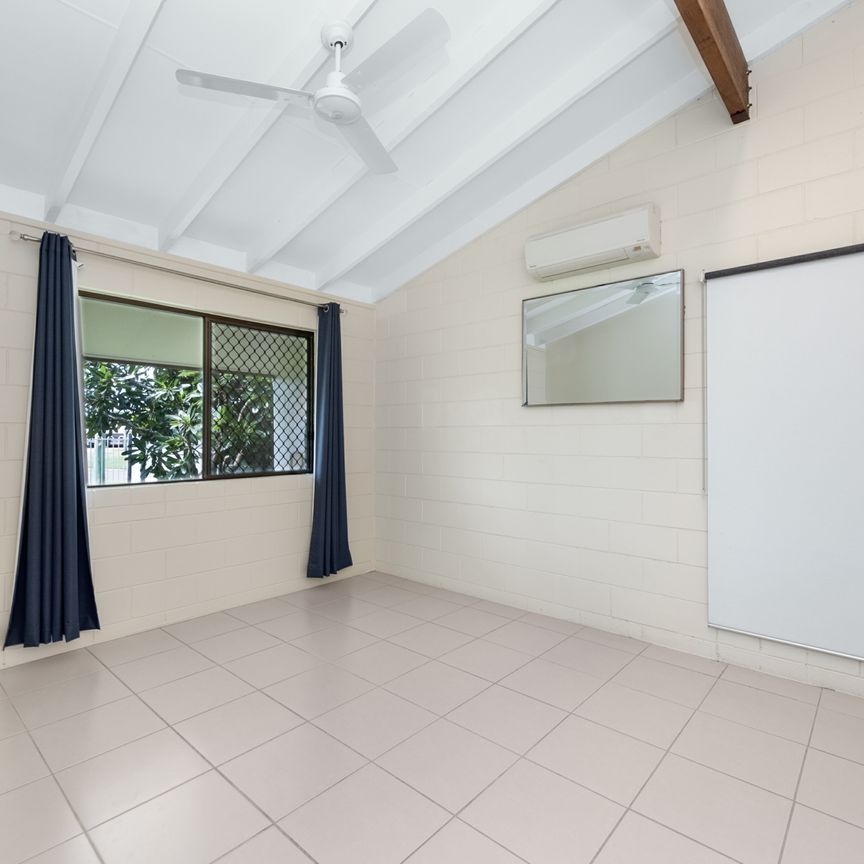 36 Deloraine Street, THURINGOWA CENTRAL - Photo 1