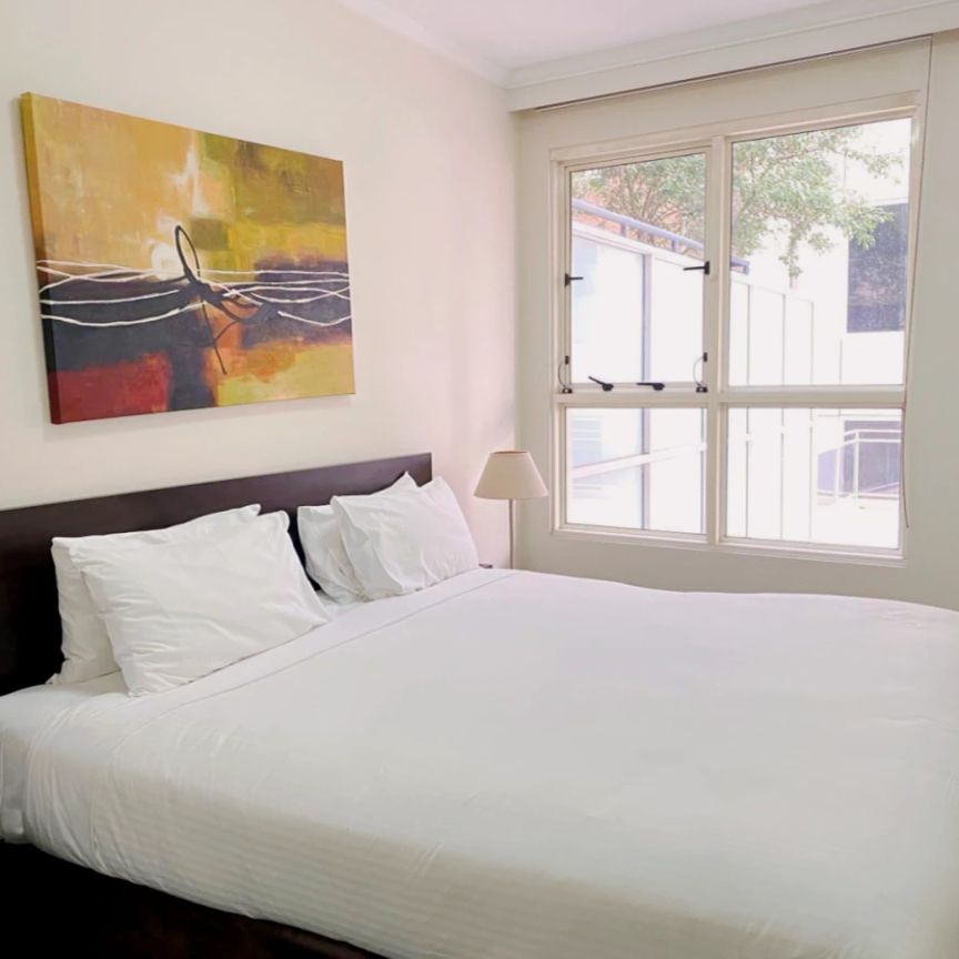 1Bedrooms, 1Bathrooms - Photo 1