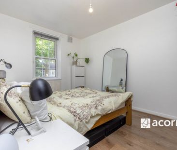 Flat to rent - Doddington Grove, Walworth, SE17 - Photo 3