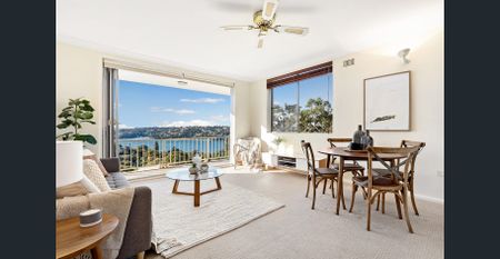 Freshly Painted With Stunning views of iconic Middle Harbour - Photo 2