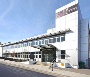 Studio to rent - Photo 5