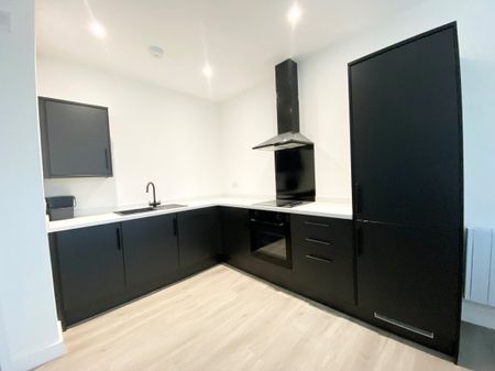 Peterborough - Photo 5