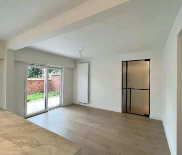 Buitengewoon prachtig appartement op het gelijkvloers in het centru... - Photo 1