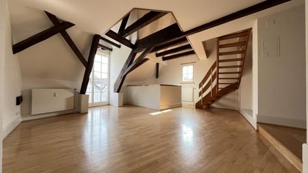 Originelle Dach-Maisonettewohnung im Zentrum der Stadt - Photo 4