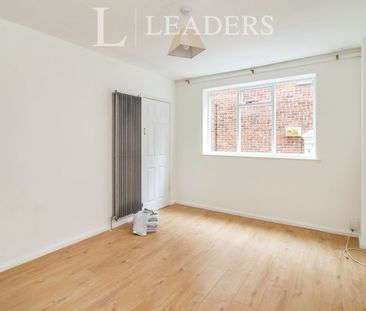 3 bedroom apartment to rent Melville Court, Nottingham, NG3 - Photo 4