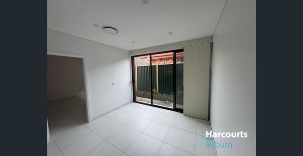 LARGE 3 BEDROOM GRANNY FLAT FOR LEASE - Photo 1