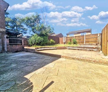 2 bedroom semi-detached house to rent - Photo 5