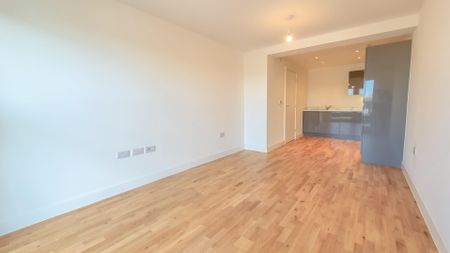 Boston House, Park Place, Stevenage - Photo 3