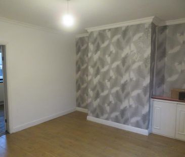 3 bedroom townhouse to rent - Photo 1