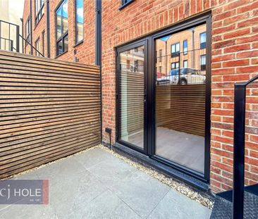 3 bedroom terraced house to rent - Photo 6